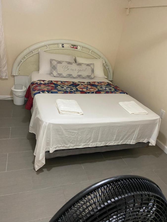 A Delightful Room In Queens Ню Йорк Екстериор снимка