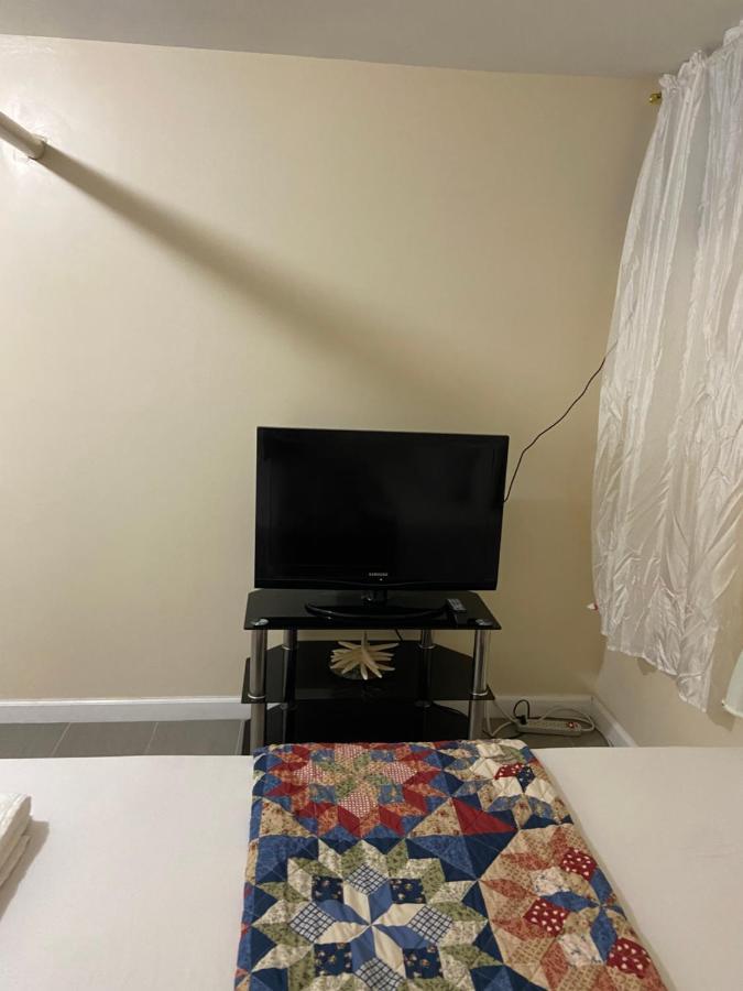 A Delightful Room In Queens Ню Йорк Екстериор снимка